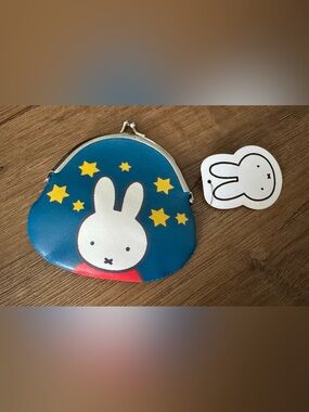 MIFFY-NWT Faux Leather Coin Purse